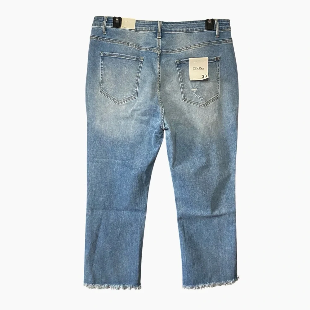Zenana Denim Kick Flare Jeans Womens Plus Size 38 NWT Distressed Frayed Hem - Picture 2 of 12